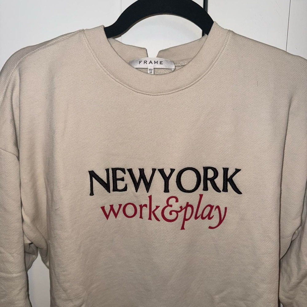 Frame Cream Crewneck with Black and Red NewYork Embroidery